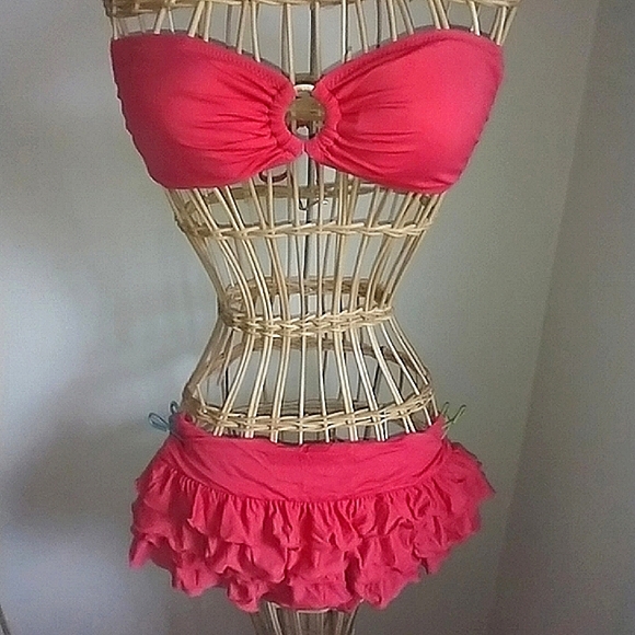 Juicy Couture Other - ⛱️"JUICY"Couture ruffled bikini NWOT